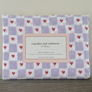 NEW CUPCAKES & CASHMERE Valentine purple check my hearts Sheet Set TWIN